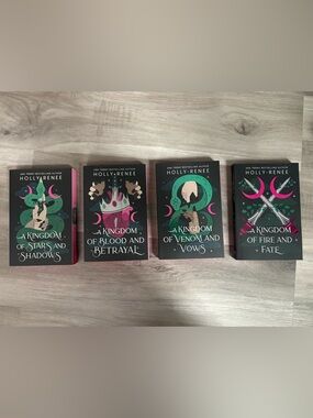 Holly Renee - A Kingdom Series (Sprayed Edges Limited Edition)